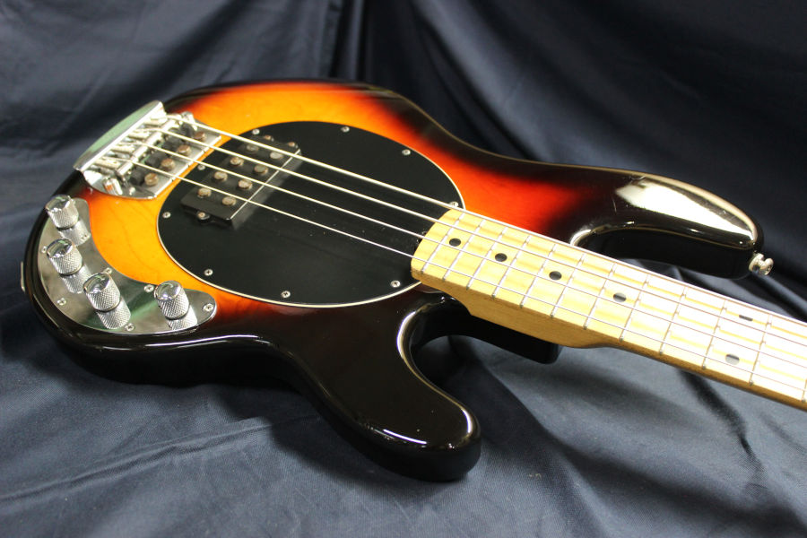 MUSIC MAN Stingray