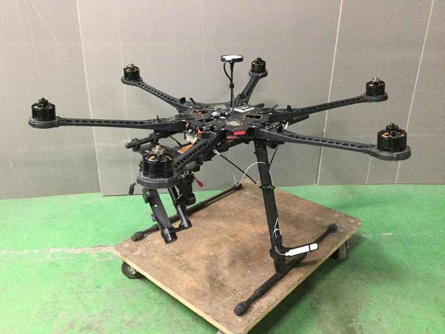 DJI ドローン