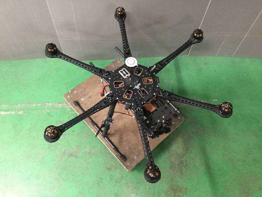 DJI ドローン