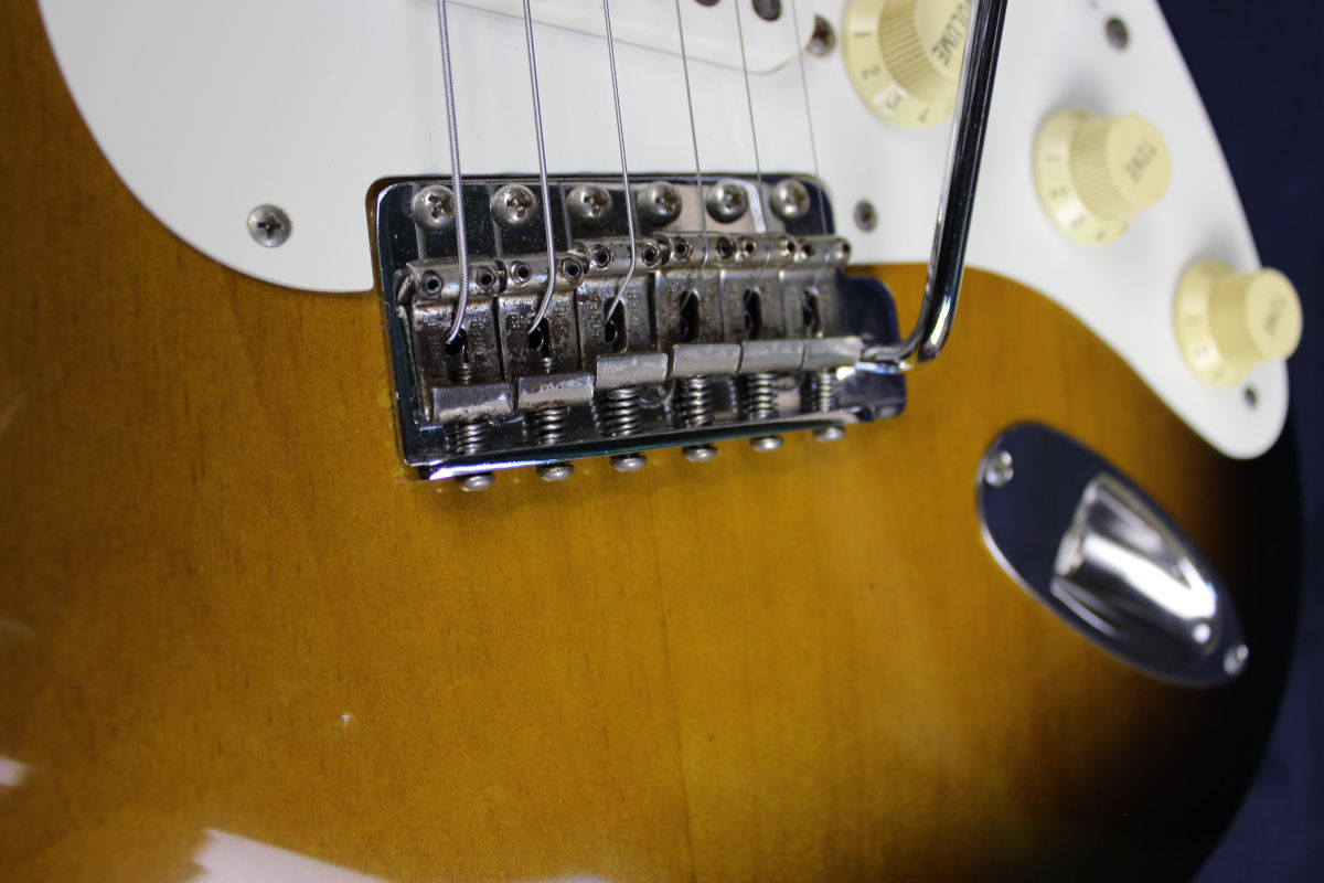 Fender Japan ストラト ST57-70 Eシリアル