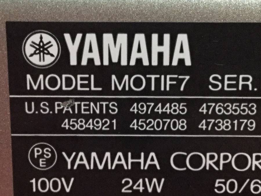 YAMAHA MOTIF7