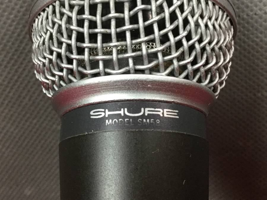SHURE SM58