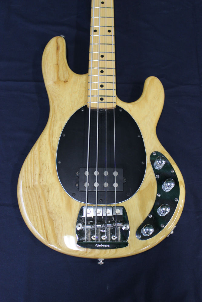 MUSIC MAN StingRay EX