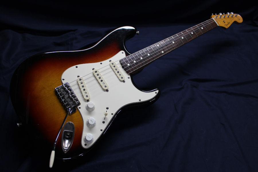 Fender Japan ST62-65