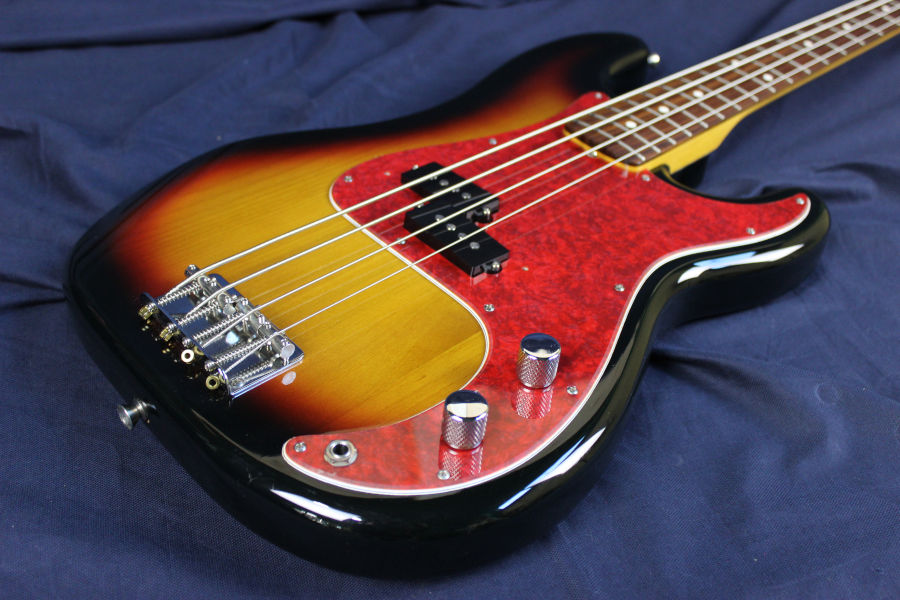 Fender Japan PB62