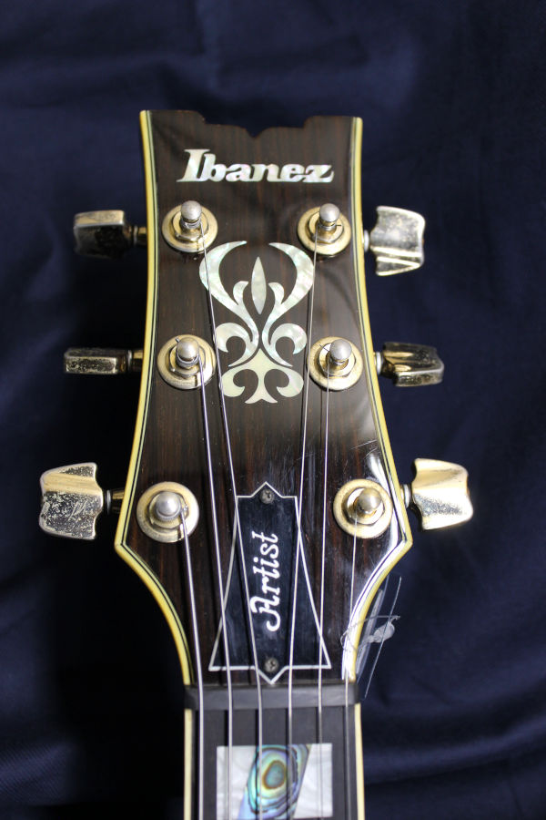 Ibanez AR305