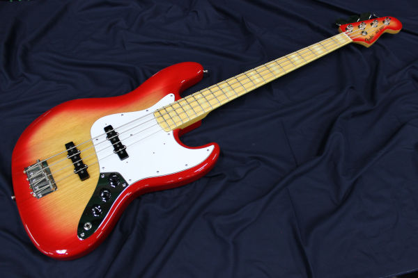 Fender Japan JB-75-97US