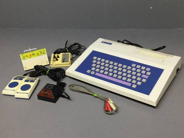 TOMY TP1000